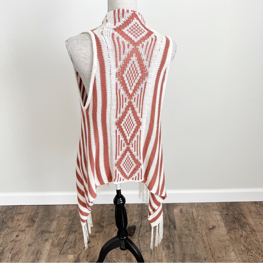 Daytrip Fringe Open Cardigan Sweater Vest Striped Boho Aztec Top Medium